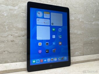 Apple iPad 6 32GB WiFi Space Gray - 2