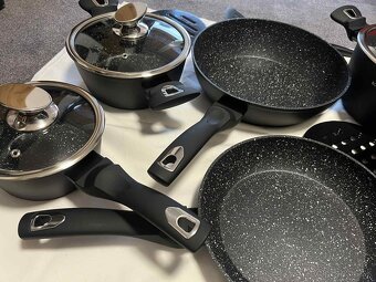 15 dielna sada hrncov - 2