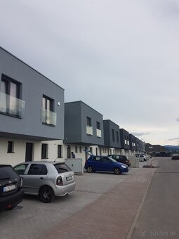 Vystavba RD na kluč.Prenájom lešenia.Západne SK - 2