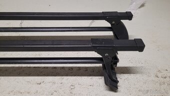 Strešné nosiče Thule na Škoda Octavia 2 - 2