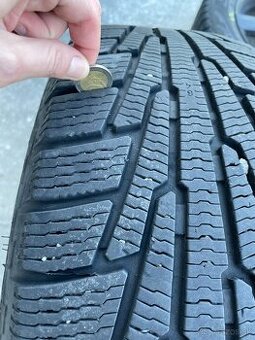 Predám zimnú sadu kolies Audi – 17" originál disky + Nokian - 2