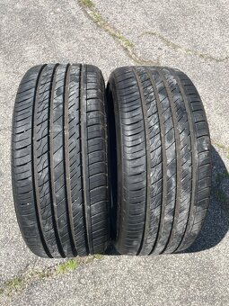 245/35 R20 dezén 4mm - 2
