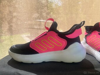Adidas ružovočierne topanky - 2