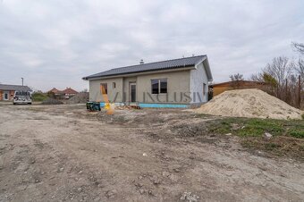 ALL INCLUSIVE l NA PREDAJ 3 IZBOVÝ RODINNÝ DOM-NOVOSTAVBU, H - 2