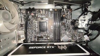Predám hernú PC zostavu bez CPU, RAM, SSD a chladiča - 2