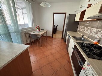3 izbový byt balkónom Topoľčany / PRENAJOM - 2