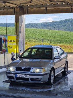 Škoda Octavia 1.8T 4x4 L&K - 2