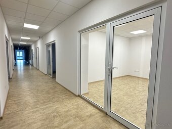 Administratívna budova-kancelárie, obchodný priestor, sklad - 2