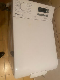 Elektrolux PerfectCare 600 - 2