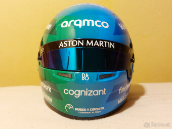 Fernando Alonso 2024 Aston Martin VC Las Vegas F1 prilba 1:2 - 2