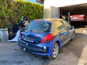 Peugeot 207 1.6hdi 80kw RV:2008 - 2