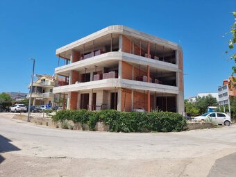 CHORVÁTSKO - Apartmány 140 m od pláže (4i) - VODICE - 2