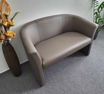 Kozenkove kreslo hnede, top stav - 2