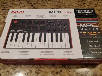 AKAI MPK MINI MIDI klávesnica - 2