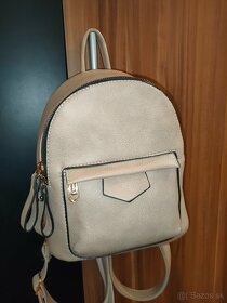 Dámsky ruksak - 2