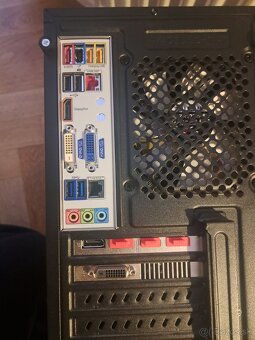 Výkonný počítač - 2