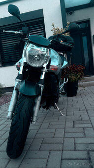 Suzuki GSR 600 - 2