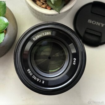 Objektív SONY E f1.8/50mm OSS - 2