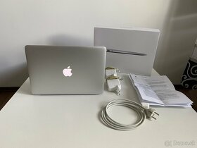 Macbook Air 2017 / 1TB SSD / 8GB RAM ( 13 inch ) - 2