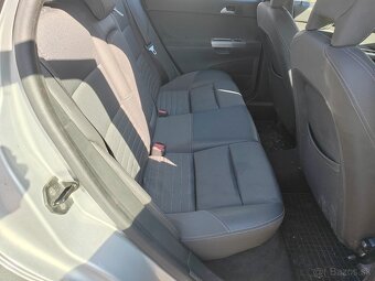 Volvo V50 2.0 100kw M6 - Možné splátky od 19.90 € - 2