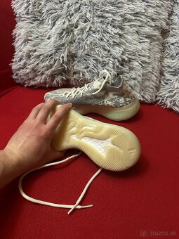 Adidas YEEZY Boost 380 'Alien' [size 38] - 2