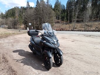 Yamaha Tricity 300 - 2