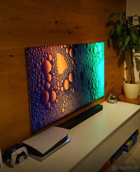 Samsung 65” 8K Q950 - 2