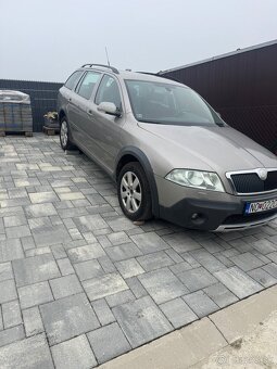 Škoda Octavia scout - 2