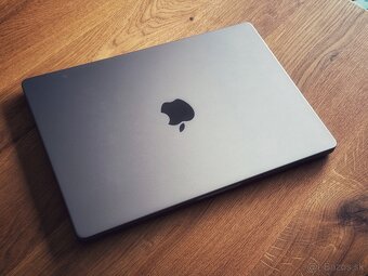 Apple MacBook Pro 14" M1 Pro, 1TB SSD, 16GB RAM - 2