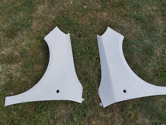 škoda fabia II combi rok 2012 , blatnik, sahara, chladiče - 2