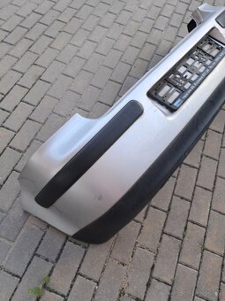 Predám zadný nárazník golf4 - 2
