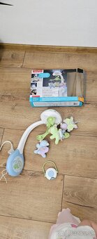 Kolotoč nad postieľku - 2