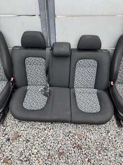 Sedačky Škoda Fabia I - 2