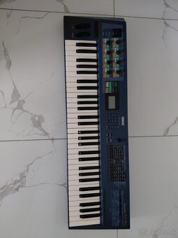 predam syntezator YamahaA N1x - 2