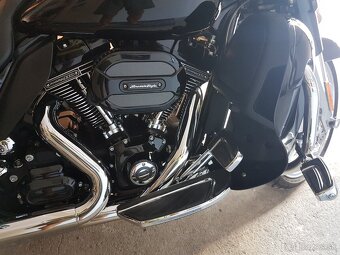 Harley Davidson street glide CVO - 2