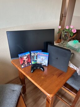 Ps4 slim herný set - 2