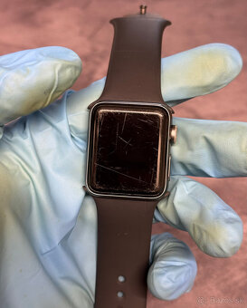 Apple Watch 3 38mm / 82% batéria - 2