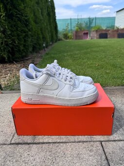 Nike Air Force 1 Biele - 2