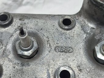 DKW MUNGA  AUTOUNION ORIG. HLAVA VÁLCŮ 1000CCM - 2