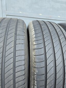 215/55r17 michelin - 2