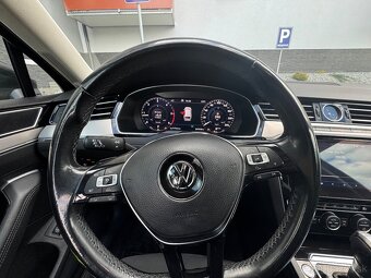 Volkswagen Passat B8 1.6 TDI DSG 2017 - 2