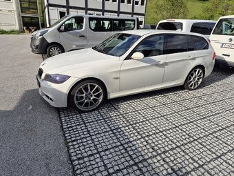 BMW 330xd - 2