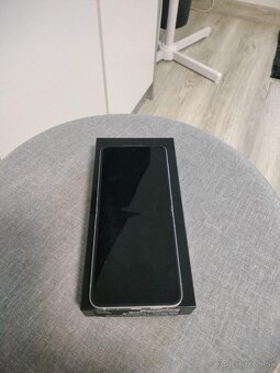 Samsung Galaxy z Flip 6 - 2