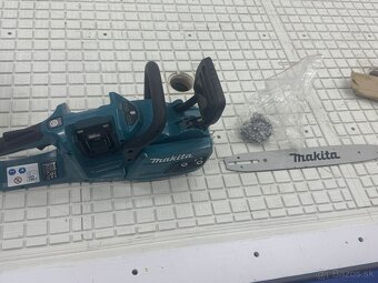 Akú reťazová píla Makita DUC355Z - 2