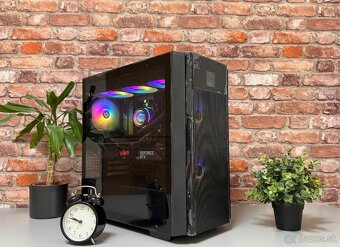 Ryzen 9 7950X\32GB\RTX 3080\SSD\1300W Zdroj - 2