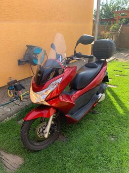 Predám Hondu PCX 125 vo vybornom stave - 2