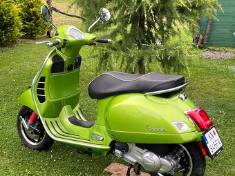 Vespa GTS super 300 - 2