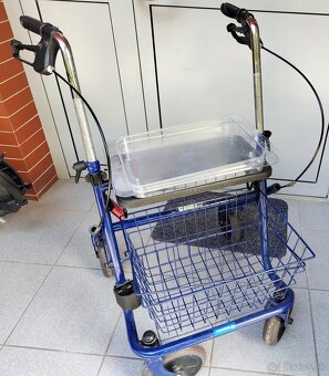 Predám chodítko pre seniorov - 2