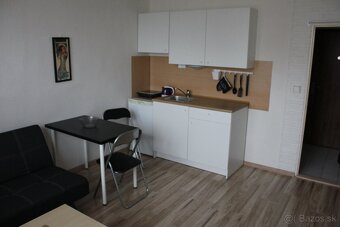 Garzónka / gasónka Prenajom NR Chrenová - 2