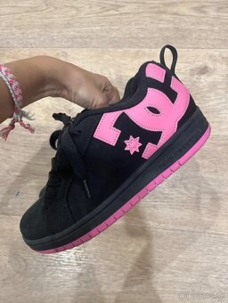 DC shoes - 2